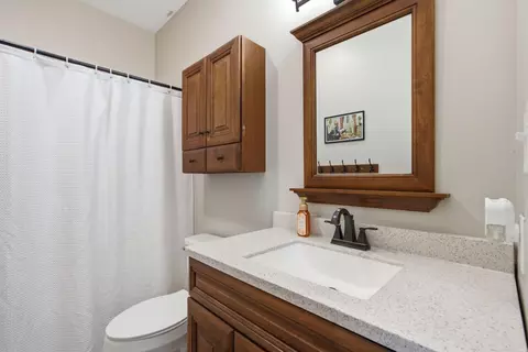 Bath - 122 Saddle Brook Cir, Berea, KY 40403 photo 3 of 3
