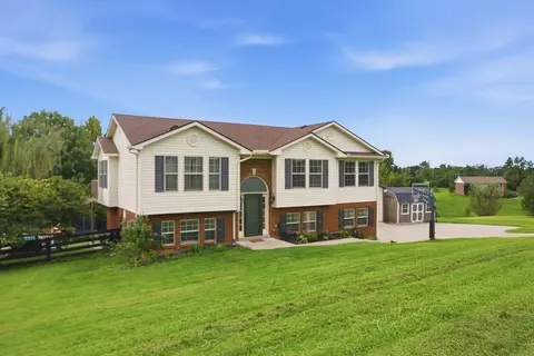 Exterior - 122 Saddle Brook Cir, Berea, KY 40403 photo 3 of 19