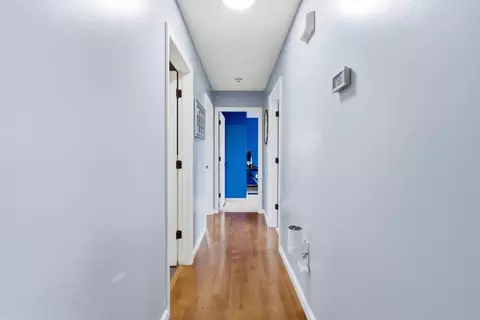 Entry Way - 122 Saddle Brook Cir, Berea, KY 40403 photo 5 of 6