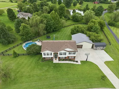 View/Area - 122 Saddle Brook Cir, Berea, KY 40403 photo 5 of 9