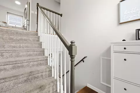 Entry Way - 122 Saddle Brook Cir, Berea, KY 40403 photo 3 of 6