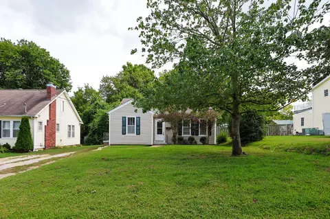 2832 Clark St, Paducah, KY 42001