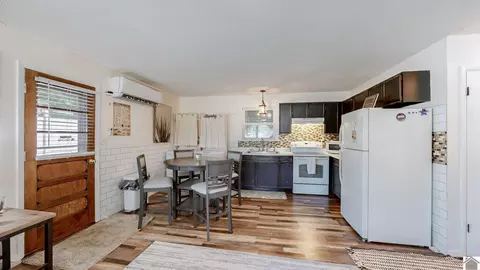 Kitchen - 80 Windjammer Pl, Hardin, KY 42048 photo 1 of 2
