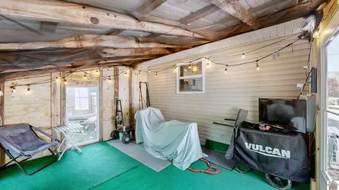 Exterior - 80 Windjammer Pl, Hardin, KY 42048 photo 3 of 7