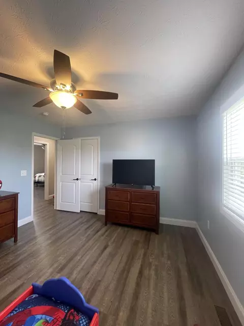 Bedroom - 25 Hickory Hill Dr, Corbin, KY 40701 photo 1 of 3