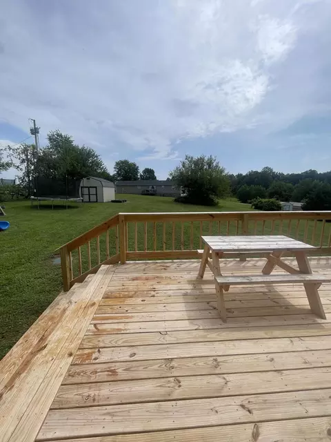 Exterior - 25 Hickory Hill Dr, Corbin, KY 40701 photo 8 of 10