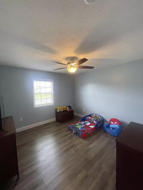 Bedroom - 25 Hickory Hill Dr, Corbin, KY 40701 photo 1 of 3