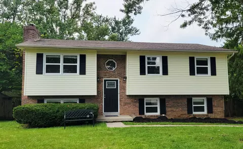 1401 Yosemite Cir, Lexington, KY 40517