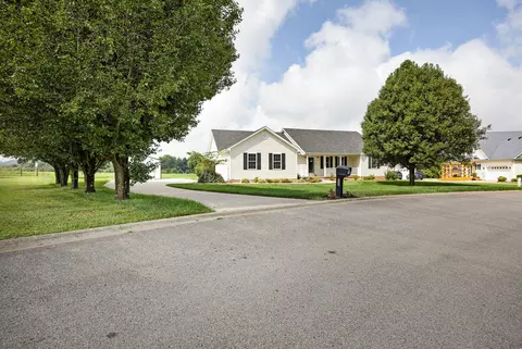 229 Sierra Cir, Stanford, KY 40484