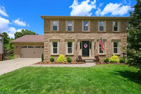 525 Woodstream Ct, Lexington, KY 40515