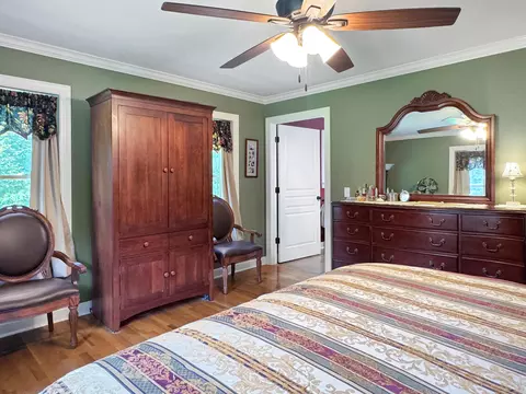 Bedroom - 96 Cedar Glen Ct, Murray, KY 42071 photo 3 of 9