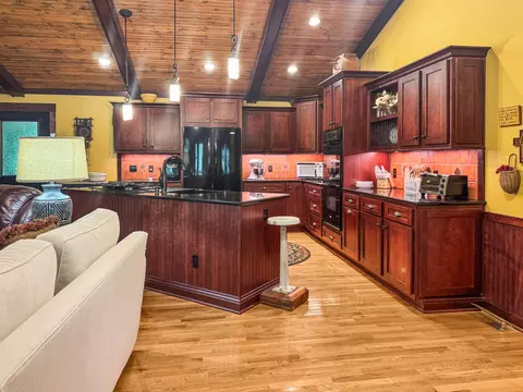 Kitchen - 96 Cedar Glen Ct, Murray, KY 42071 photo 1 of 5