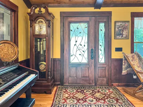 Entry Way - 96 Cedar Glen Ct, Murray, KY 42071 photo 1 of 4