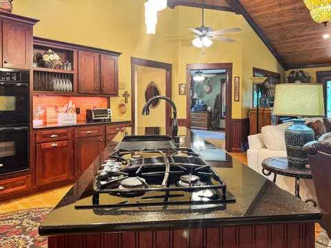 Kitchen - 96 Cedar Glen Ct, Murray, KY 42071 photo 5 of 5