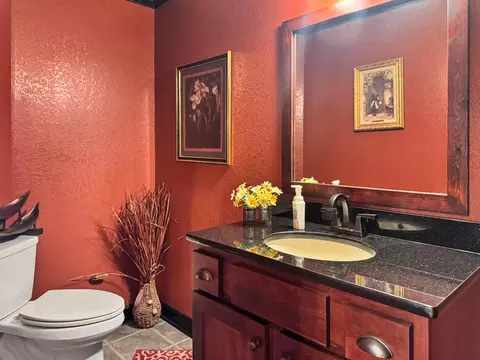 Bath - 96 Cedar Glen Ct, Murray, KY 42071 photo 11 of 11