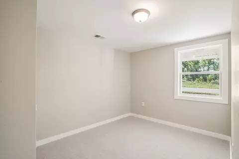 Bedroom - 691 Strunk Hwy, Strunk, KY 42649 photo 1 of 6