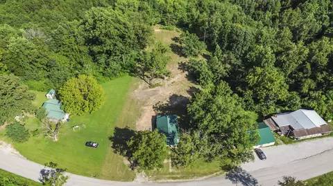 View/Area - 691 Strunk Hwy, Strunk, KY 42649 photo 2 of 2
