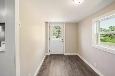 Entry Way - 691 Strunk Hwy, Strunk, KY 42649 photo 3 of 4
