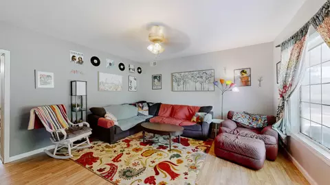 Living - 645 Heron Rd, Murray, KY 42071 photo 1 of 1