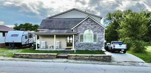 612 N Broadway St, Carlisle, KY 40311