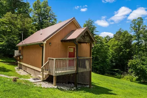 Exterior - 554 Cliffview Rd, Campton, KY 41301 photo 15 of 24