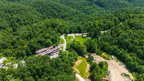 View/Area - 554 Cliffview Rd, Campton, KY 41301 photo 5 of 5