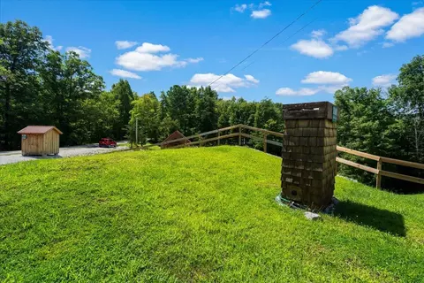 Exterior - 554 Cliffview Rd, Campton, KY 41301 photo 13 of 24