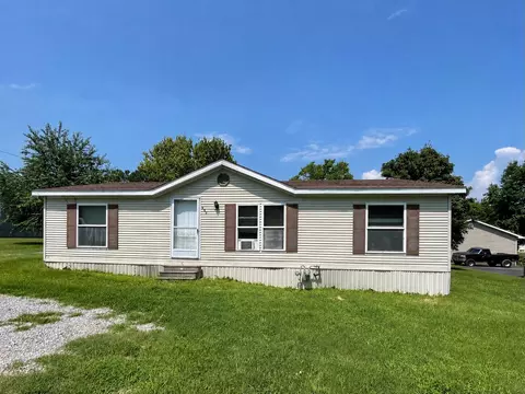 649 S Main St, Marion, KY 42064