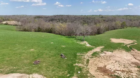 5346 Sugar Creek Rd, Lancaster, KY 40444