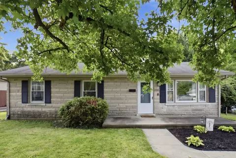 3769 Temple Dr, Lexington, KY 40517