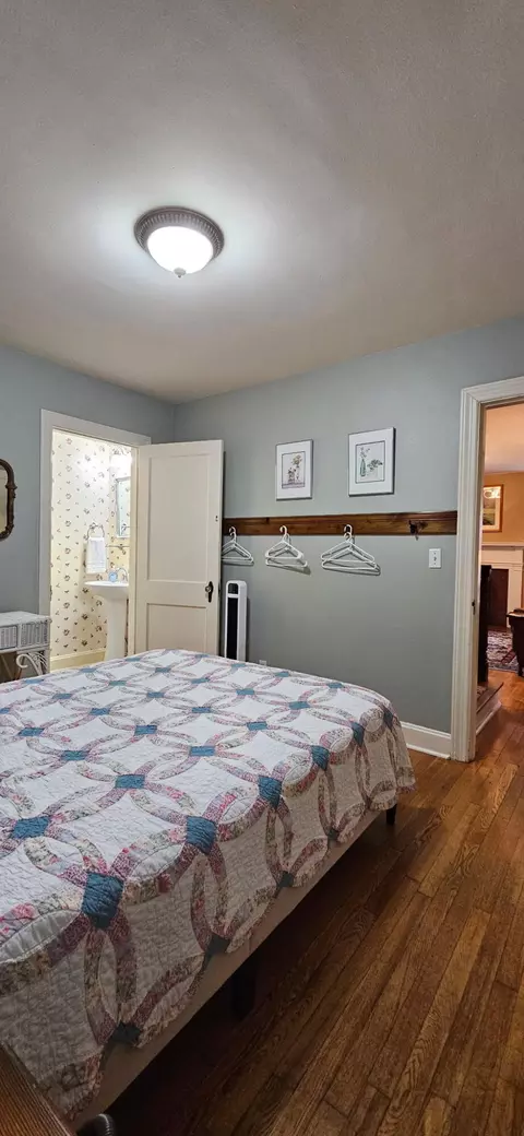 Bedroom - 306 Lyons Ave, Morehead, KY 40351 photo 2 of 7