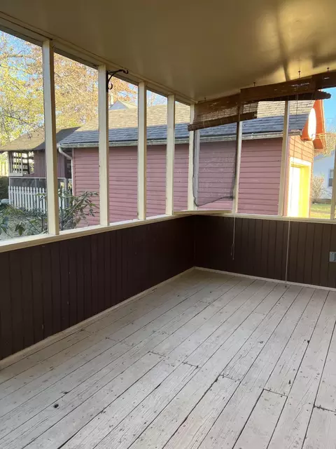 Exterior - 306 Lyons Ave, Morehead, KY 40351 photo 2 of 6