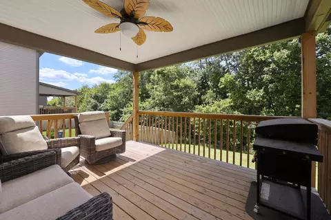 Exterior - 107 Dunmore Ln, Georgetown, KY 40324 photo 7 of 11