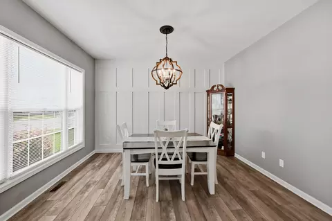 Dining - 107 Dunmore Ln, Georgetown, KY 40324 photo 1 of 2