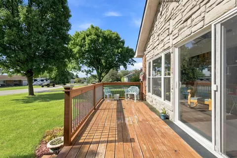 Exterior - 1111 Comanche Trl, Georgetown, KY 40324 photo 4 of 14