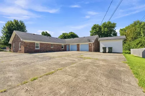 Exterior - 1111 Comanche Trl, Georgetown, KY 40324 photo 9 of 14