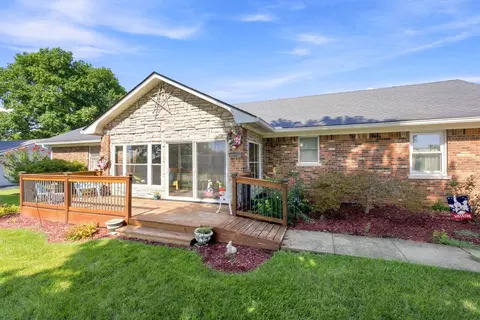 Exterior - 1111 Comanche Trl, Georgetown, KY 40324 photo 3 of 14
