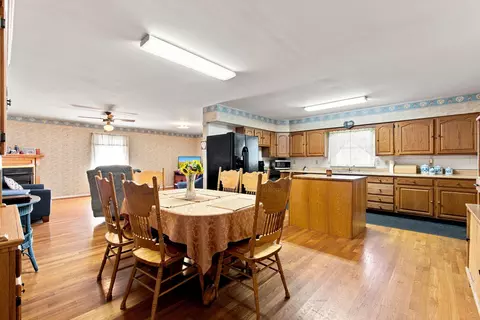 Dining - 1111 Comanche Trl, Georgetown, KY 40324 photo 2 of 2