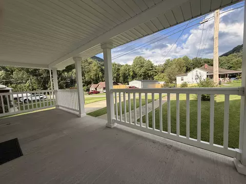 Exterior - 175 Maggard St, Benham, KY 40807 photo 21 of 41