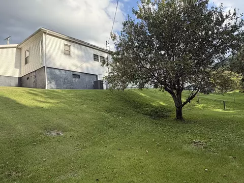 Exterior - 175 Maggard St, Benham, KY 40807 photo 38 of 41