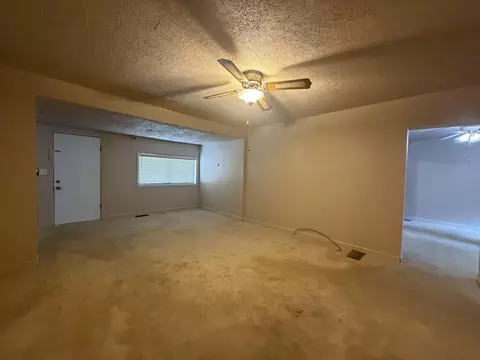 Living - 175 Maggard St, Benham, KY 40807 photo 11 of 14