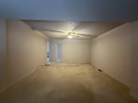 Living - 175 Maggard St, Benham, KY 40807 photo 10 of 14
