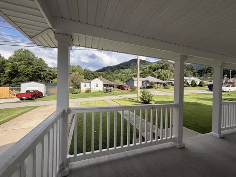 Exterior - 175 Maggard St, Benham, KY 40807 photo 19 of 41