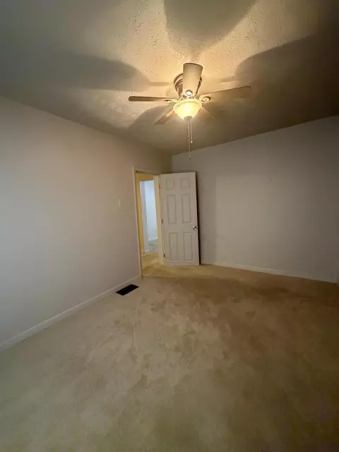 Bedroom - 175 Maggard St, Benham, KY 40807 photo 6 of 11