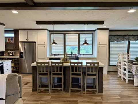 Kitchen - 935 Stoney Fork Rd, Corbin, KY 40701 photo 2 of 7