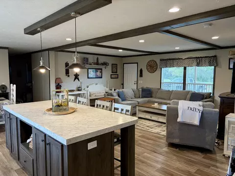Kitchen - 935 Stoney Fork Rd, Corbin, KY 40701 photo 1 of 7