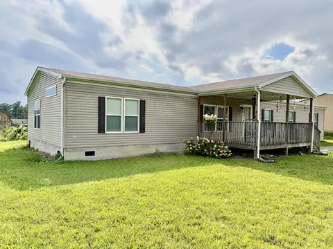 Exterior - 935 Stoney Fork Rd, Corbin, KY 40701 photo 4 of 8