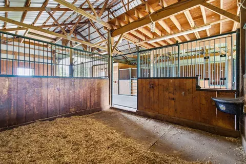 Other - 413 Hackett Pike, Richmond, KY 40475 photo 8 of 10