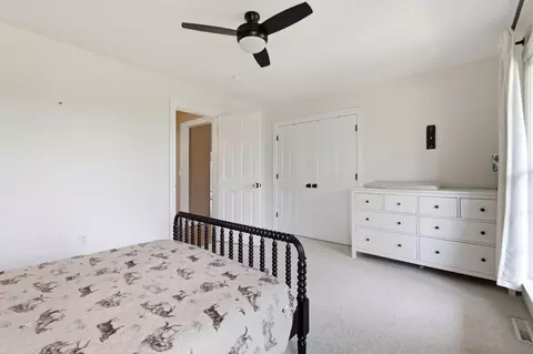 Bedroom - 413 Hackett Pike, Richmond, KY 40475 photo 4 of 5
