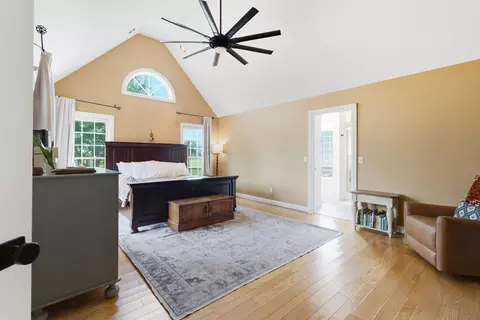 Bedroom - 413 Hackett Pike, Richmond, KY 40475 photo 1 of 5